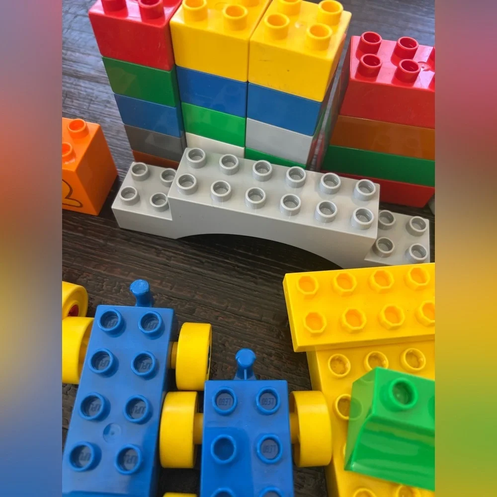 LEGO DUPLO Mix Lot Blocks Bricks Various Pieces, Animals, People,Tractor 90pc